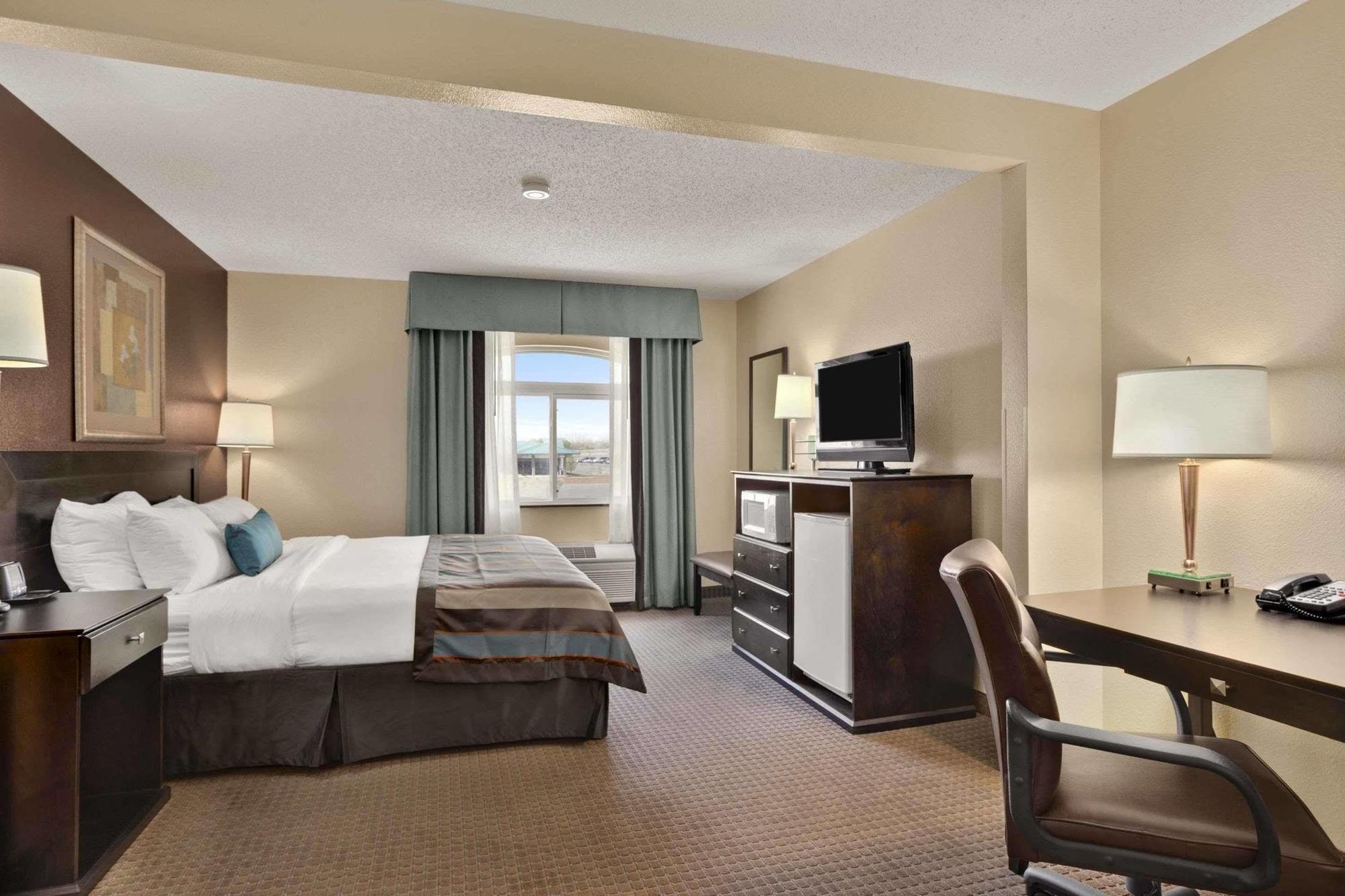 Wingate By Wyndham Pueblo Exterior foto